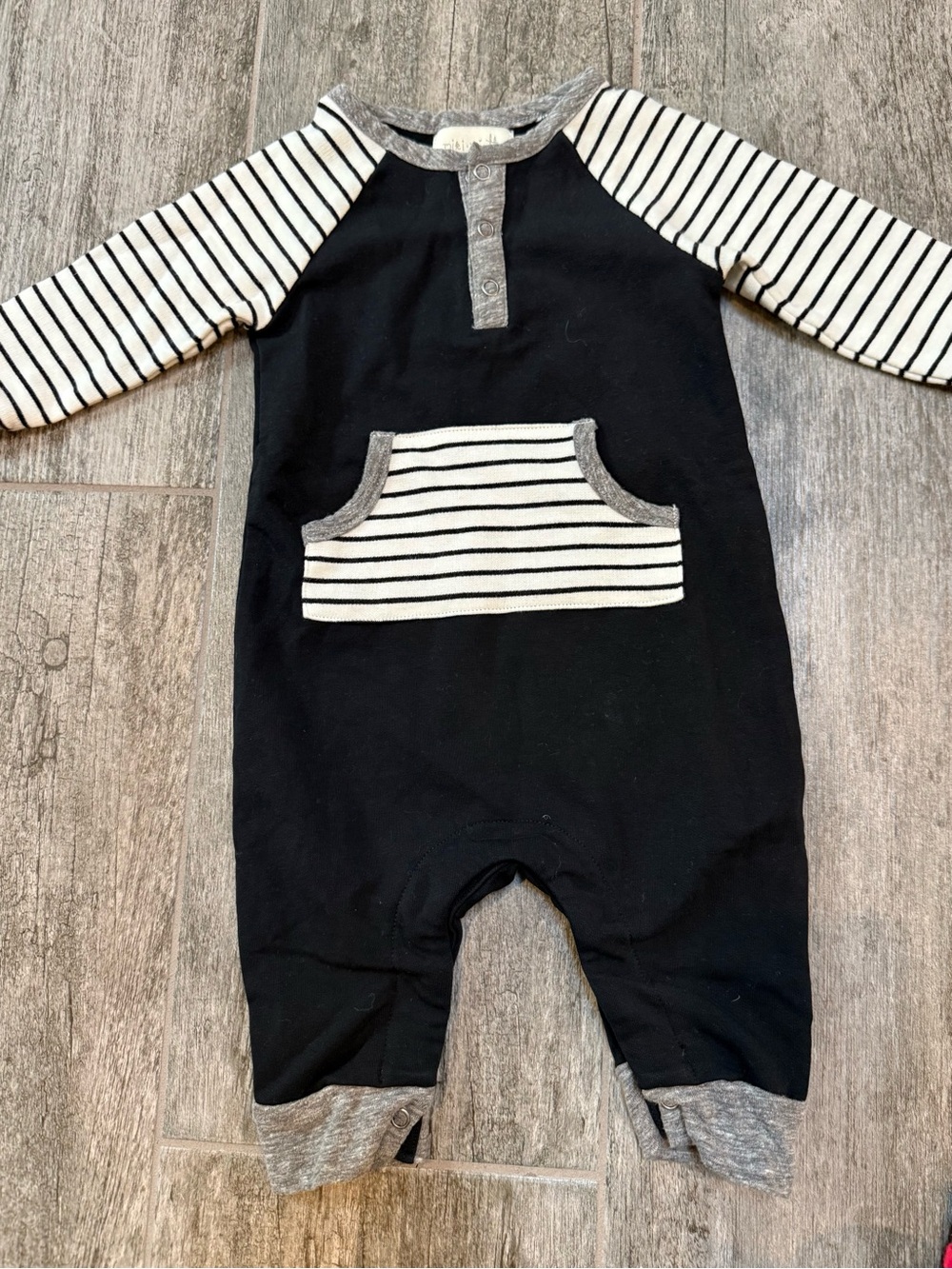 Miki Miette Cozy Baby Romper with Stripes - 3
Months